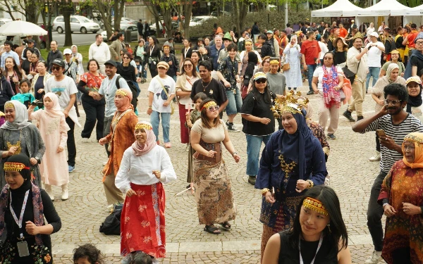 Thumbnail Berita - Melbourne Serasa Palembang: ‘Cuk Mak Ilang’ dan Warna-Warni Festival Indonesia 2025