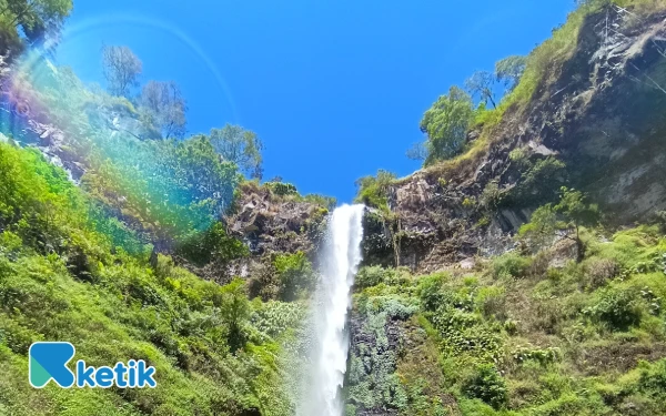 Thumbnail Berita - Ingin Healing Sekaligus Petualangan? Ini 4 Air Terjun Eksotis di Malang yang Wajib Masuk Bucket List Kamu!