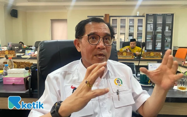 Thumbnail Berita - Flu Malaysia Tak Bisa Ditangkal Vaksin Lama, DPRD Surabaya Imbau Warga Waspada di Musim Peralihan