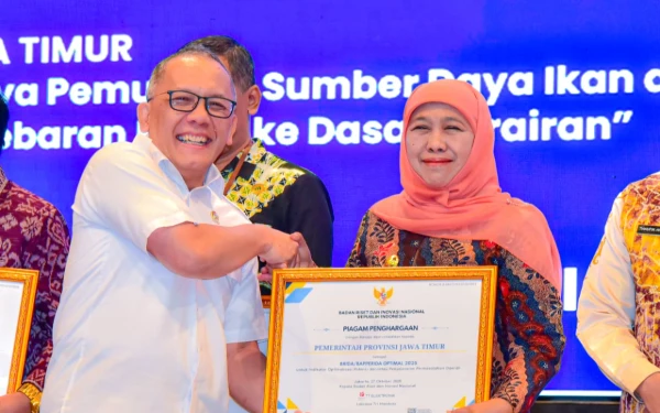 Thumbnail Berita - Pemprov Jatim Raih Penghargaan BRIDA Optimal 2025 dari BRIN