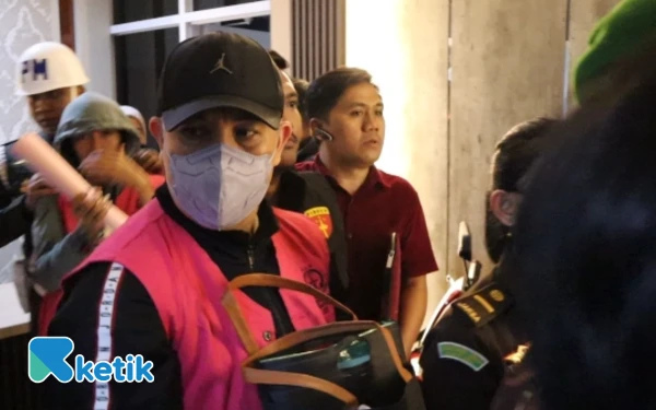 Thumbnail Berita - Mantan Bupati Pesawaran Dendi Maradona Jadi Tersangka Korupsi Proyek Air Minum Rp8,2 Miliar
