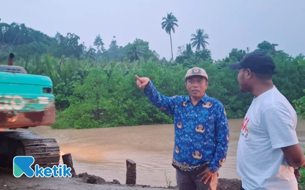 Thumbnail Berita - Proyek Tanggap Darurat BPBD Halsel Capai Progres Signifikan di Kawasan Amasing, Terget Tuntas Akhir 2025