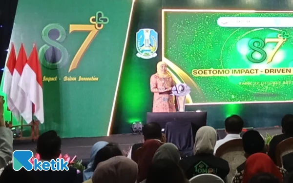 Thumbnail Berita - Hadiri HUT RSUD Dr Soetomo, Gubernur Khofifah: Jatim Harus BISA!