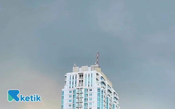 Thumbnail Berita - Surabaya Hari Ini Hujan Lagi? Ini Prediksi BMKG