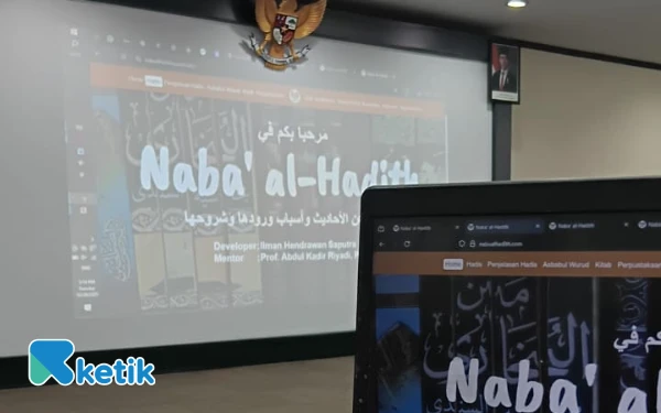 Thumbnail Berita - Mahasiswa UINSA Kembangkan Platform Digital Hadis “Naba’ al-Hadith”