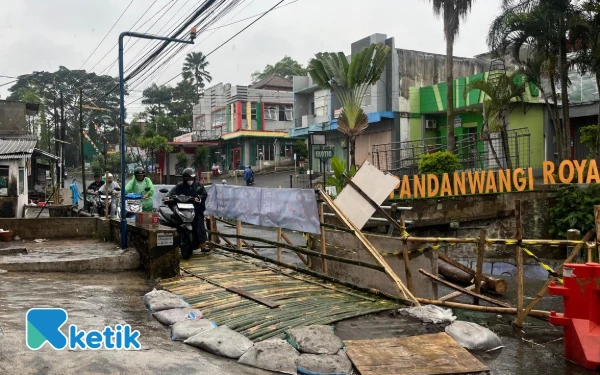 Thumbnail Berita - Usai Diterjang Sungai Bango, Jembatan Bailey Siap Gantikan Sonokembang Pekan Depan