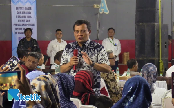 Thumbnail Berita - UMKM Jateng Didorong Go Global, Gubernur Ahmad Luthfi: Maksimalkan Media Online dan Inovasi