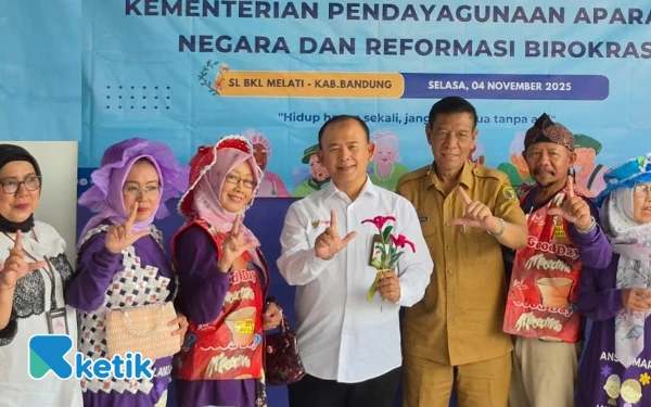 Thumbnail Berita - Kemenpan RB Beharap SL Melati Kabupaten Bandung Bisa Jadi Pilot Project Sekolah Lansia