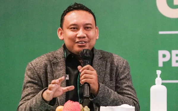 Thumbnail Berita - IKAPMII Minta Polisi Profesional Usut Kasus Penganiayaan Guru SMPN 1 Trenggalek