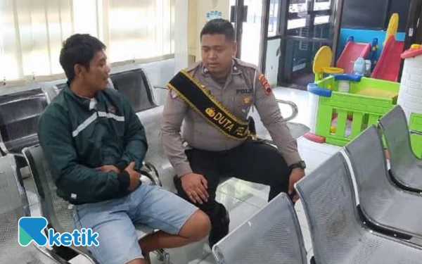 Thumbnail Berita - Satlantas Polres Brebes Gelar Program 'Polantas Menyapa' Bangun Kedekatan dengan Masyarakat
