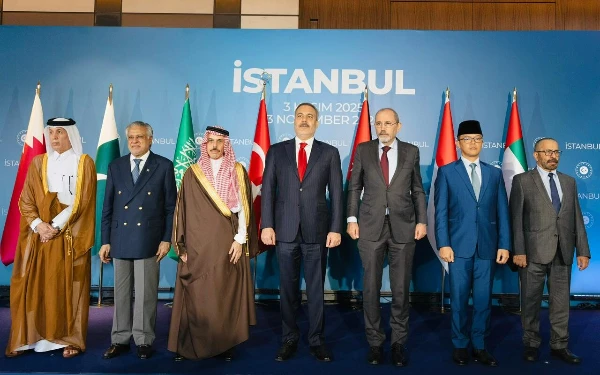 Thumbnail Berita - Menlu Sugiono Dorong Langkah Nyata Perdamaian Gaza dalam Pertemuan Menteri Mengenai Palestina