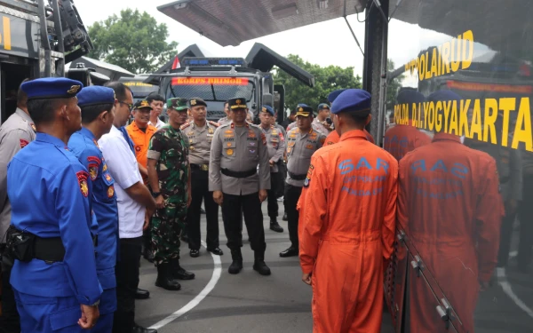 Thumbnail Berita - Apel Kesiapsiagaan Bencana, Polda DIY dan Ribuan Personel Lintas Sektor Bersatu