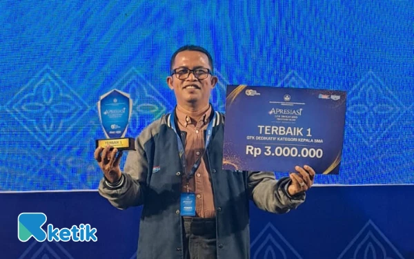 Thumbnail Berita - Keren! Juara 1 GTK Provinsi, Kepsek SMAN 6 Abdya Wakili Aceh ke Kancah Nasional