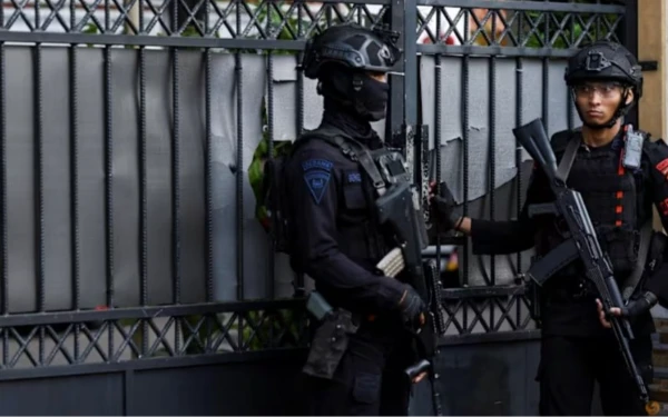 Thumbnail Berita - Ledakan di SMAN 72 Jakarta, Densus 88 Turun Tangan Sisir Lokasi