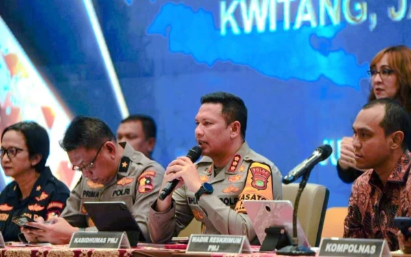 Thumbnail Berita - KontraS Desak Polri Usut Tuntas Kematian Farhan dan Reno