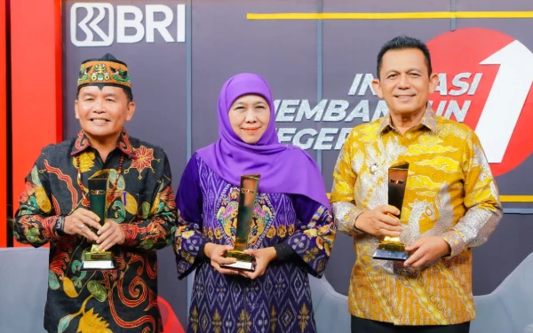 Thumbnail Berita - Trans Jatim Sabet Penghargaan! Inovasi Transportasi Jatim Jadi Contoh Nasional