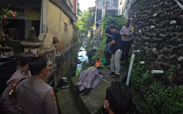 Thumbnail Berita - Pamit Belanja Keperluan Sembahyang, Warga Sumerta Kaja Denpasar Ditemukan Meninggal di Dalam Sungai
