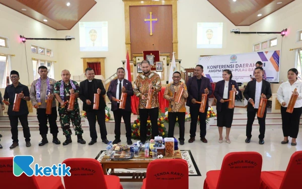 Thumbnail Berita - Bassam Kasuba Teguhkan Peran Pemuda Gereja Sebagai Pilar Perdamaian dan Kemajuan Daerah