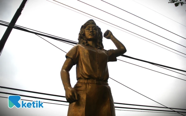 Thumbnail Pada 8 Mei 1993, publik dikagetkan dengan ditemukannya jasad Marsinah di sebuah gubuk di kawasan hutan Desa Jegong, Kecamatan Wilangan, Nganjuk, Jawa Timur oleh segerombolan anak-anak. (Foto: Rahmat Rifadin/Ketik.com)