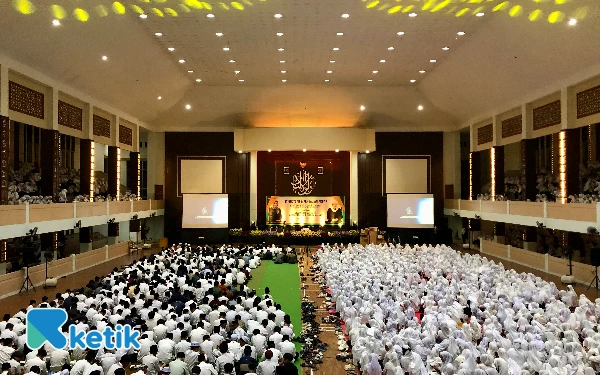 Thumbnail Berita - Menjemput Berkah di Usia Ke-64, UIN Malang Gelar Istighasah dan Pengajian Akbar