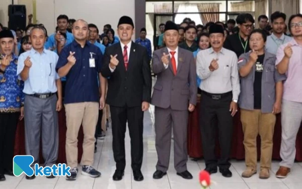 Thumbnail Berita - DPRD Kota Blitar Dukung Penuh Generasi Muda Tangguh dan Inovatif di Era Gen Z