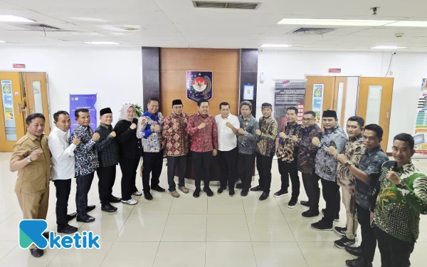 Thumbnail Berita - Izinkan Gelar Pilkades 2026, Kemendagri Minta Pemkab Sampang Perhatikan Ini!