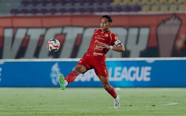 Thumbnail Berita - Bersaing dengan Lamine Yamal dan Declan Rice, Rizky Ridho Masuk Nominasi Puskas Award 2025