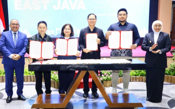 Thumbnail Berita - Ekonomi Jatim Menguat! Misi Dagang ke Singapura Hasilkan 21 Kesepakatan Senilai Rp4,163 Triliun