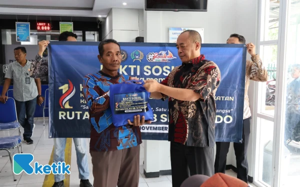 Thumbnail Berita - Rutan Situbondo Gelar Bakti Sosial di Hari Bakti Kemenimipas ke-1, 35 Paket Sembako Dibagikan!