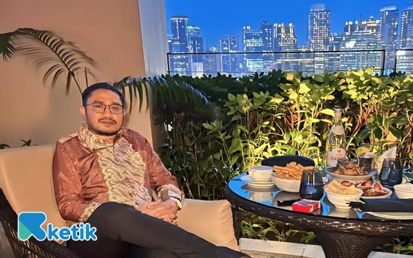 Thumbnail Berita - Prabowo Rehabilitasi Dua Guru Luwu Utara, Wanda Assyura: Negara Hadir Memulihkan Martabat Pendidik