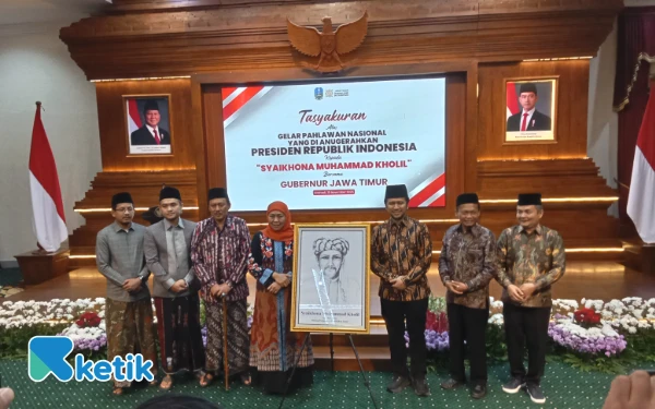 Thumbnail Berita - Pemprov Jatim Gelar Tasyakuran Pahlawan Syaikhona Kholil, Khofifah: Sumber Cahaya Spiritual dan Intelektual Madura