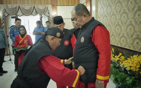 Thumbnail Berita - Bupati Asahan Resmi Pendekar Tapak Suci di Milad Muhammadiyah ke-113