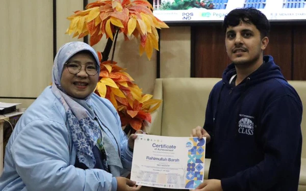 Thumbnail Berita - Mahasiswa Fakultas Ekonomi UIN Malang Sabet Predikat Best Delegate pada Ajang The 2nd International Summer Class 2025