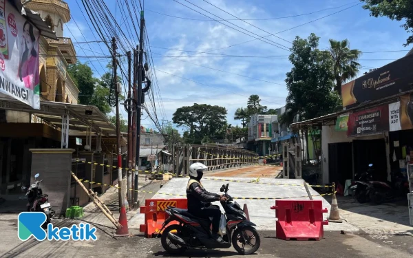 Thumbnail Berita - Jembatan Bailey Sonokembang Kota Malang Rampung, Uji Coba Dimulai Malam Nanti!