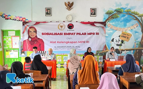 Thumbnail Berita - Kolaborasi Sekolah dan Orang Tua Jadi Kunci Penanaman Empat Pilar di Jombang