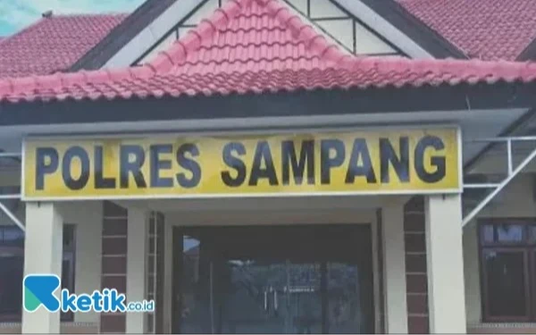 Thumbnail Berita - Polres Sampang Buka Suara Soal Kecelakaan Diduga Akibat Penyetopan Truk oleh Oknum Polisi