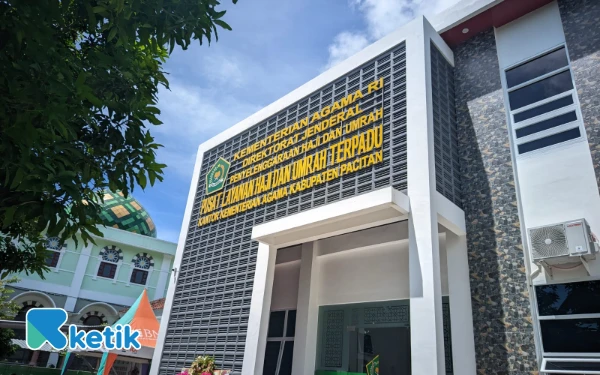 Thumbnail Berita - Kemenhaj Resmi Dibentuk, Layanan Jamaah Haji Pacitan Kini Beralih ke Gedung PLHUT