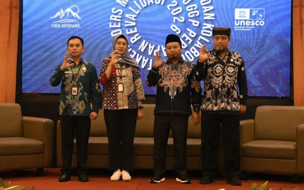 Thumbnail Berita - Wabup As’ad Ajak Seluruh Stakeholder Perkuat Kolaborasi Jelang Revalidasi Ijen UGGp 2026