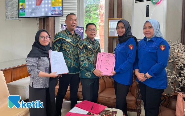 Thumbnail Berita - Aksi Jaksa Gadungan di OKI Berakhir, Berkas Resmi Dilimpahkan ke PN Palembang