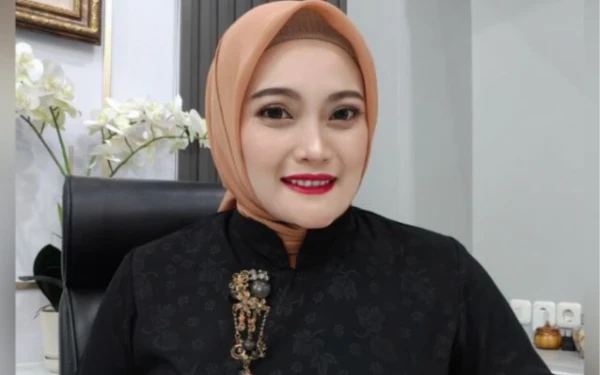 Thumbnail Berita - Diisukan Jadi Calon Pendamping Plt Bupati Ponorogo, Inil Sosok Inda Raya