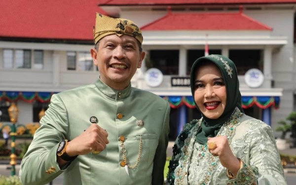 Thumbnail Berita - Breaking News! Istri Wali Kota Malang Hj Nanik Andriani Wahyu Hidayat Tutup Usia