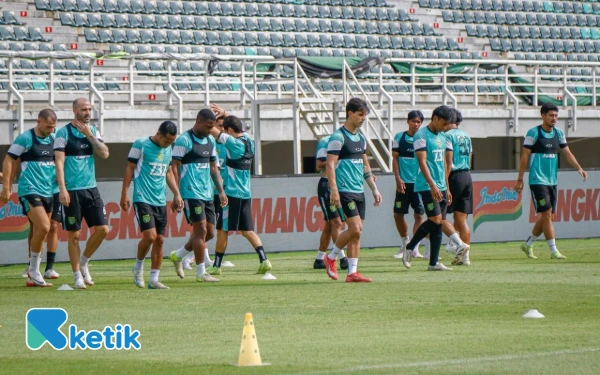 Jelang Persebaya vs Arema FC, Eduardo Perez Tak Mau Banyak Bicara