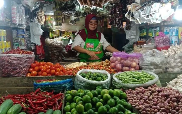 Thumbnail Berita - DPRD Surabaya Dorong Perbaikan Pasar Tradisional, Usai Berbadan Hukum