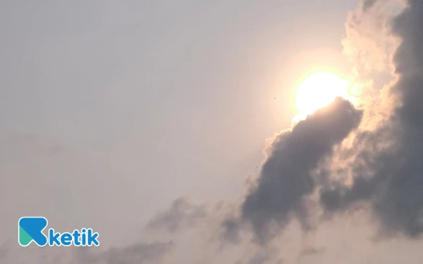 Thumbnail Berita - Cuaca Kota Banda Aceh 22 November 2025 Diprakirakan Hujan Ringan, Gorontalo Cerah