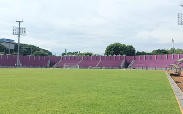Thumbnail Berita - Persik Kediri Akhirnya Bermain di Stadion Brawijaya, Panpel Umumkan Kuota 5.000 Penonton