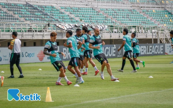 Thumbnail Berita - Laga Persebaya vs Arema FC, Ini Susunan Pemain hingga Prediksi Skor