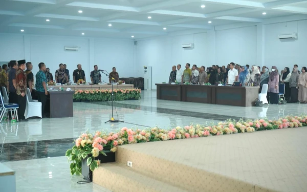 Thumbnail Berita - Taufik Zainal Abidin Secara Resmi Buka Rakorpem Bulan November 2025