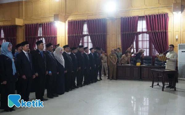 Thumbnail Berita - Wali Kota Langsa Lantik Pejabat Pimpinan Tinggi Pratama hingga Kepala Puskesmas, Ini Pesannya