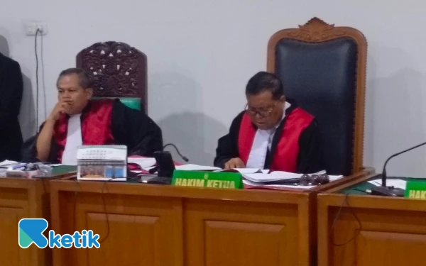 Thumbnail Berita - Bobol ATM Majikan, Mantan Sopir Habiskan Rp500 Juta Berujung Divonis 4 Tahun!