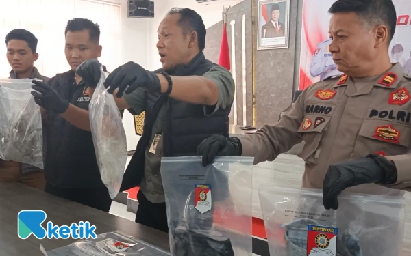 Thumbnail Berita - Penemuan Mayat Wanita di Perumahan KBA Terungkap, Polres Pemalang Tangkap Pelaku